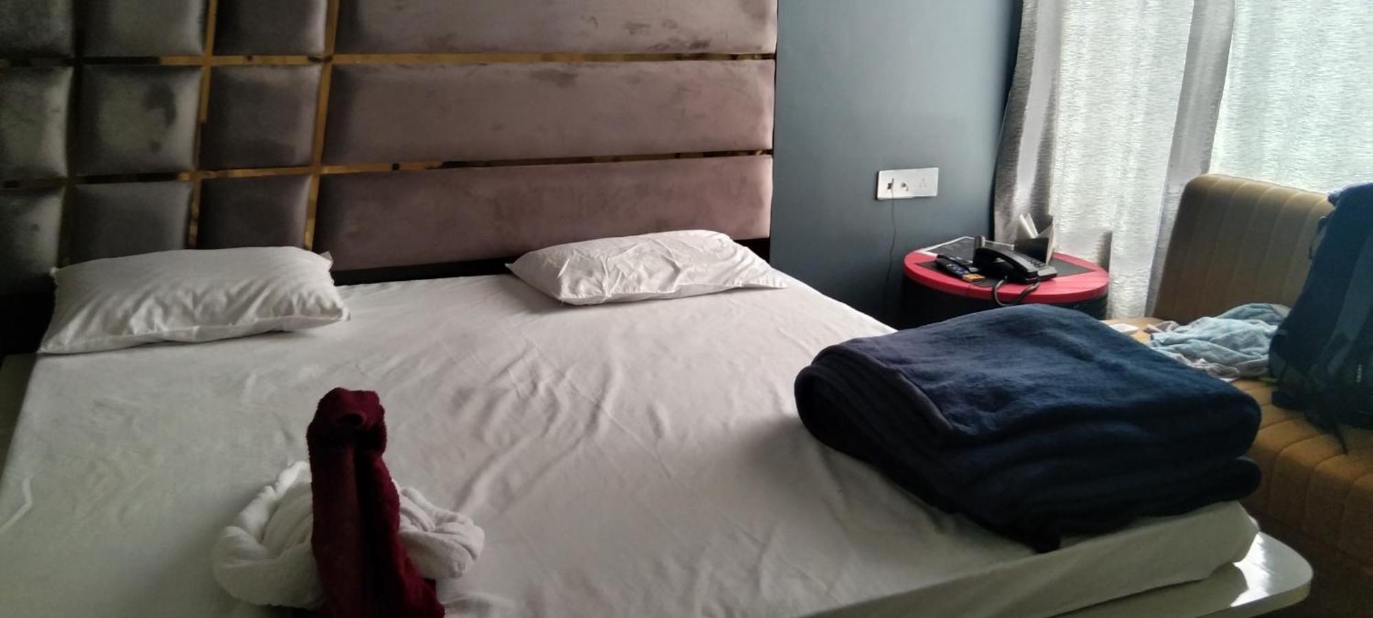 Hotel Ap Suratgarh Екстериор снимка